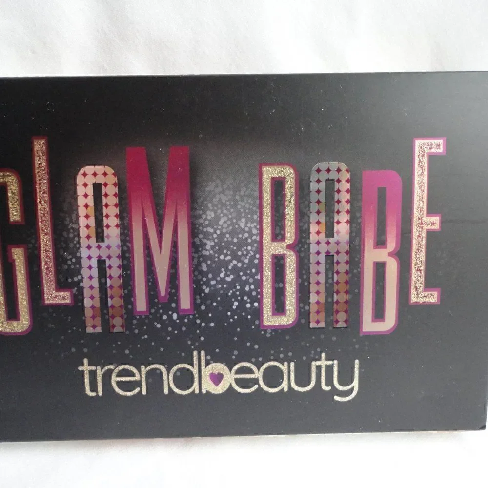 Trend Beauty Boss Babe Glam Eyeshadow Palette